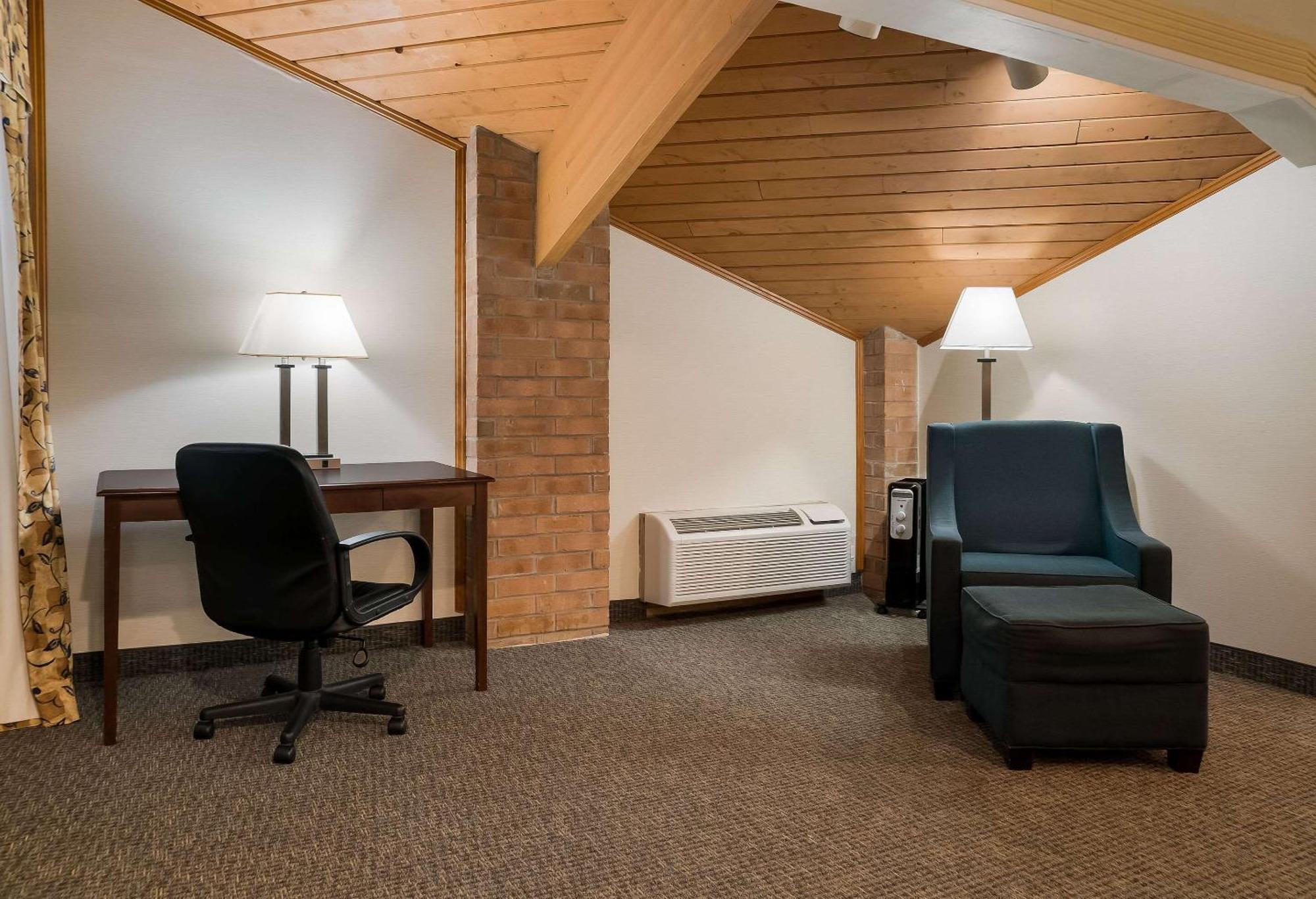 Quality Inn Grand Blanc - Flint South Dış mekan fotoğraf